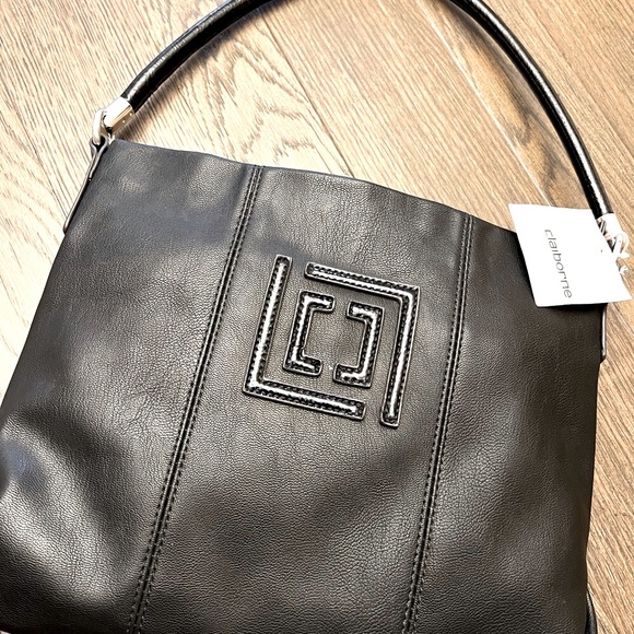 Liz Claiborne Handbags - LIZ CLAIBORNE HANDBAG